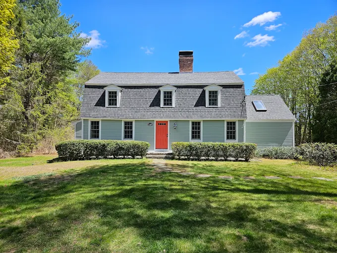Professional exterior house painting in Massachusetts